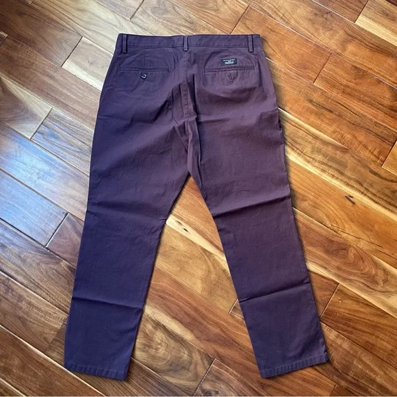 Banana Republic Men’s Fulton Chino Skinny Fit Cotton Burgundy Pants - Picture 3 of 10